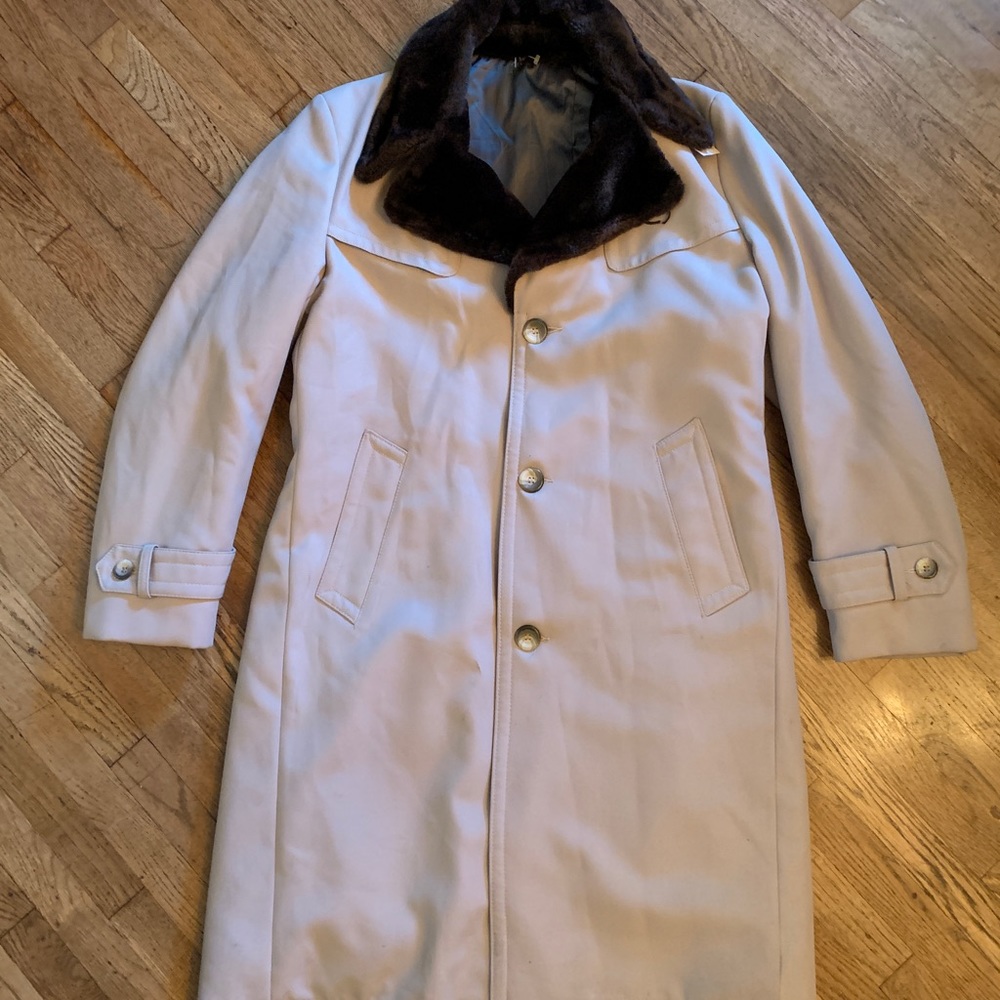 NORTHBILT Size 40 Trench Coat, Tan Color